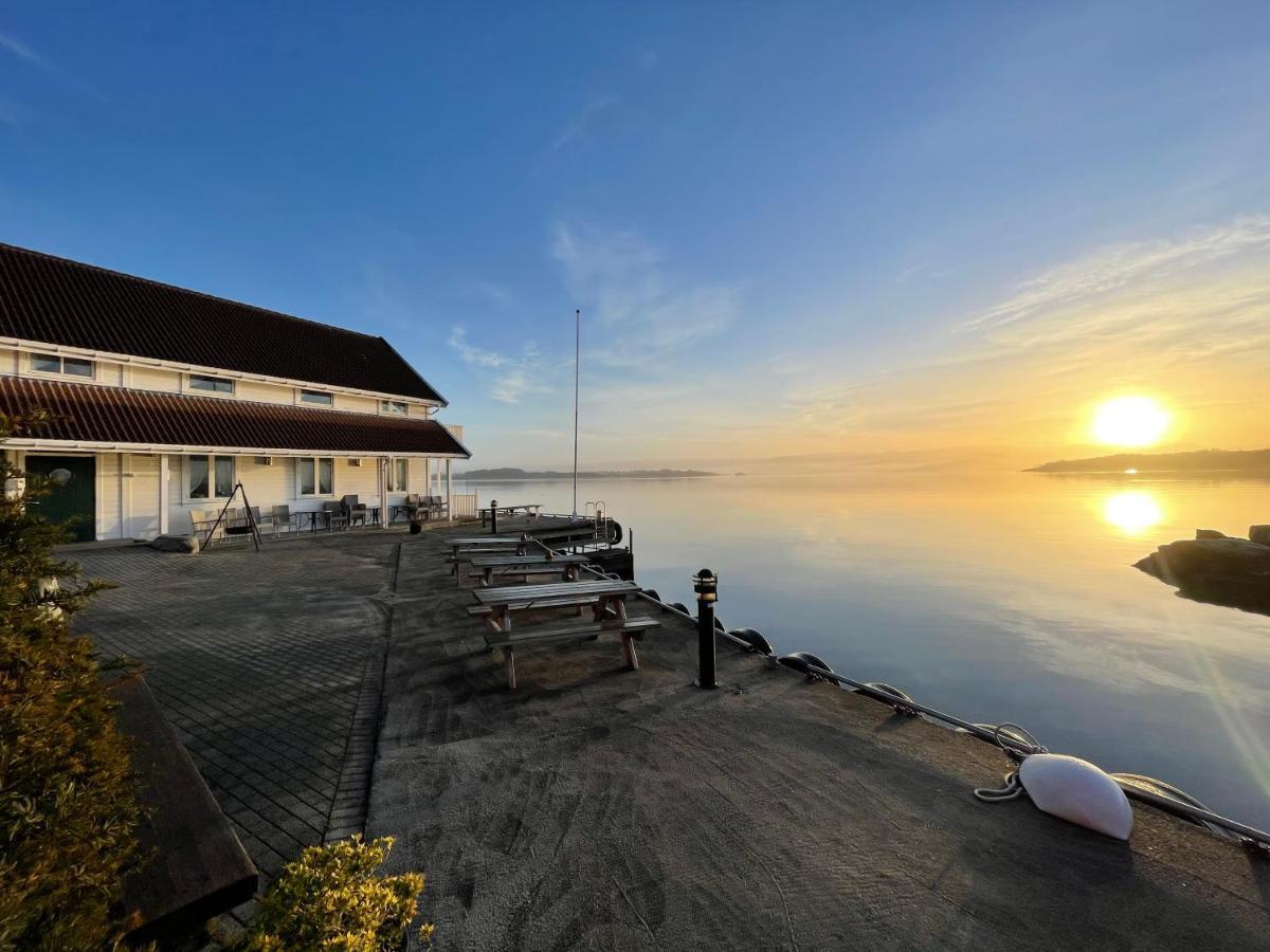 Sjoberg Hotell Og Ferie Leiligheter Osthusvik Ngoại thất bức ảnh