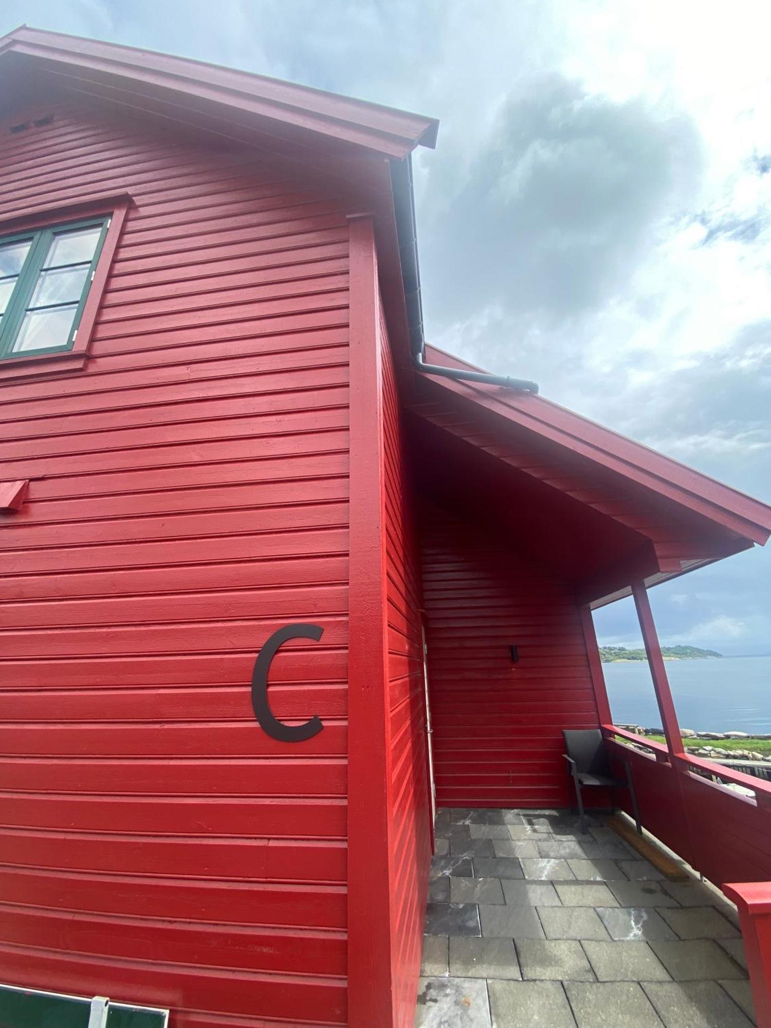 Sjoberg Hotell Og Ferie Leiligheter Osthusvik Ngoại thất bức ảnh